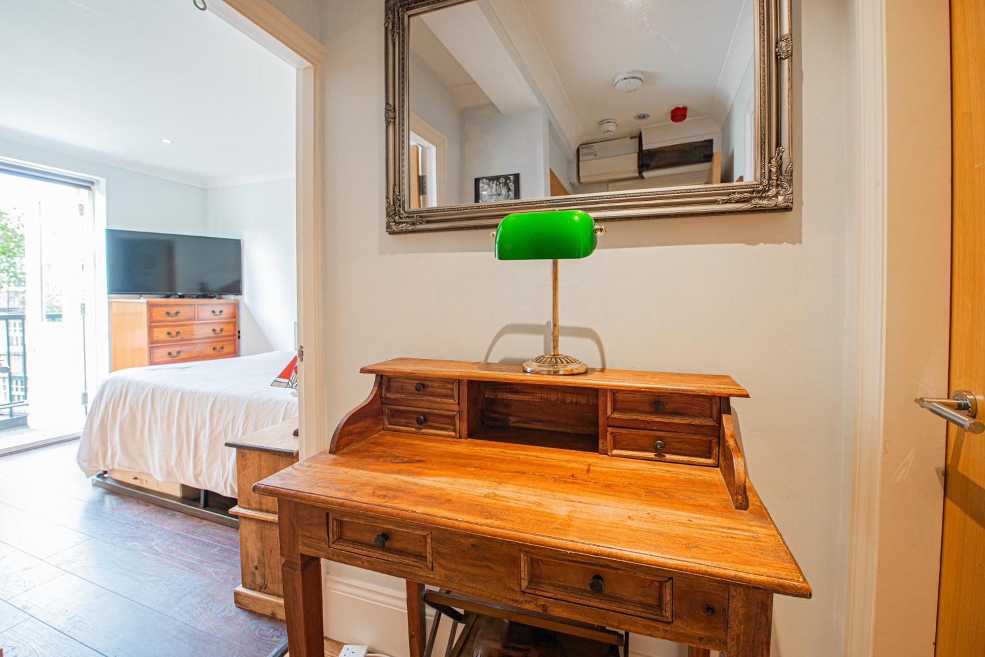 Stylish 1-Bed Flat In Soho - Prime Central Londres Exterior foto
