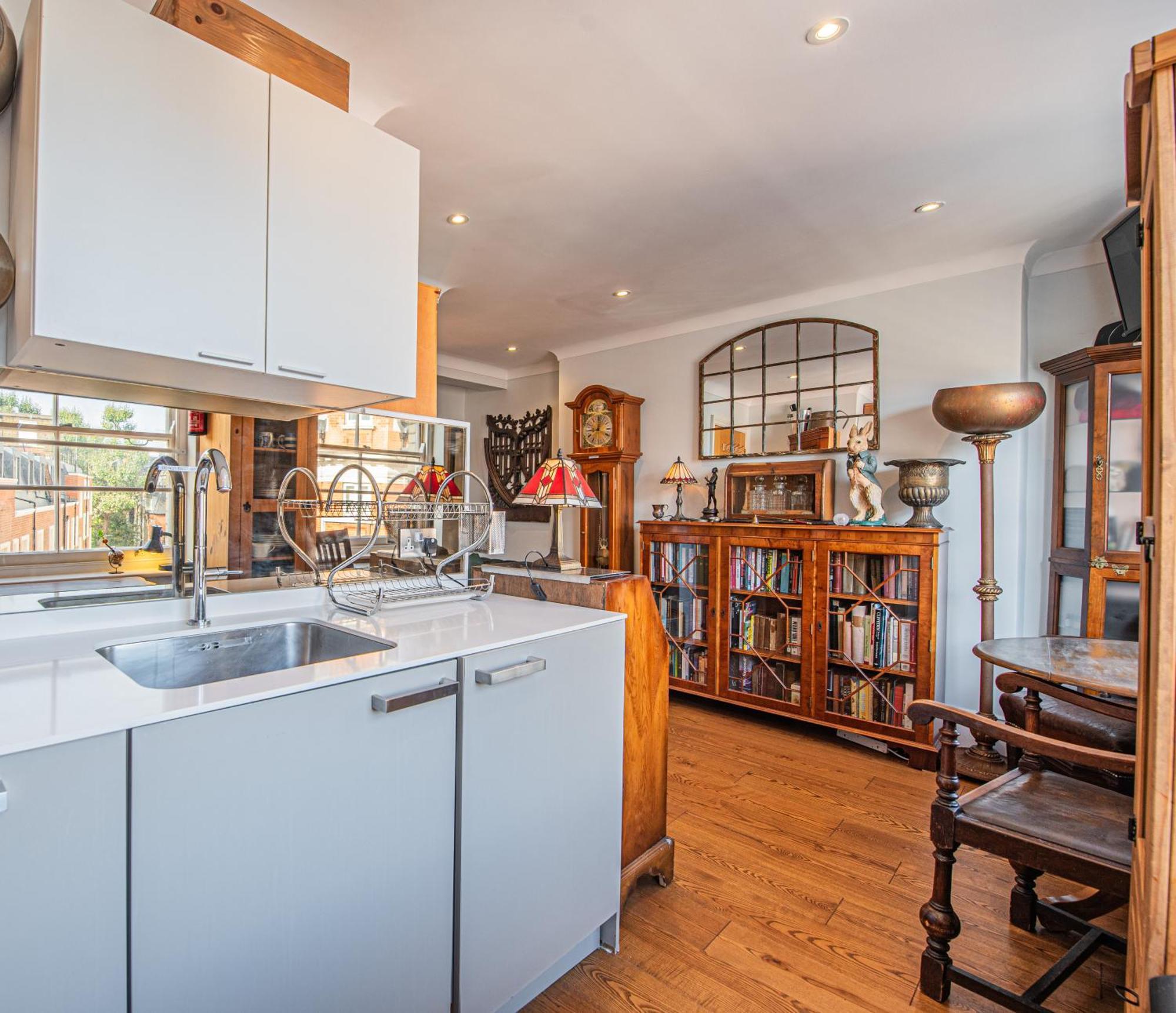 Stylish 1-Bed Flat In Soho - Prime Central Londres Exterior foto